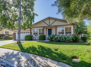 911 Red Pine Dr, Simi Valley, CA 93065