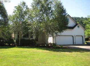 400 Carl St, Drain, OR 97435