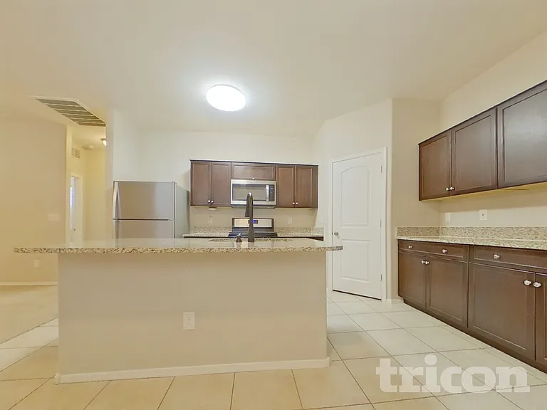 29957 W Mitchell Ave — Photo 5