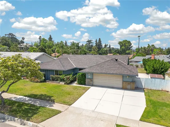 922 S Eureka St, Redlands, CA 92373