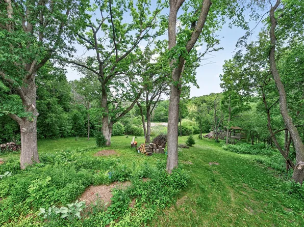 23045 Plateau Dr, Lakeville, MN 55044