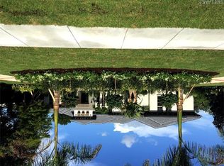 2080 Crayton Rd, Naples, FL 34102