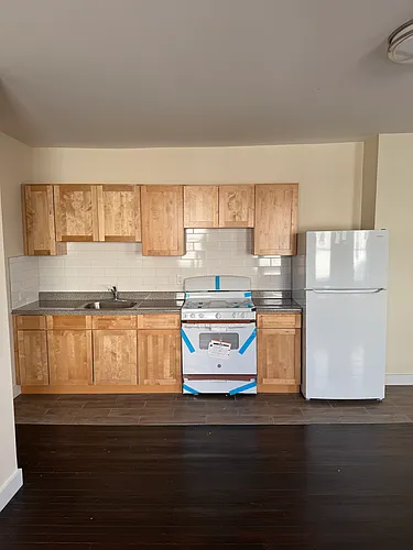 18 Enfield St #2S Photo 1