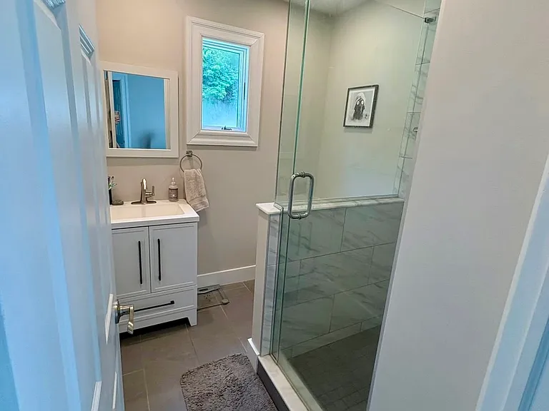 39 Budd St #2 — Photo 4