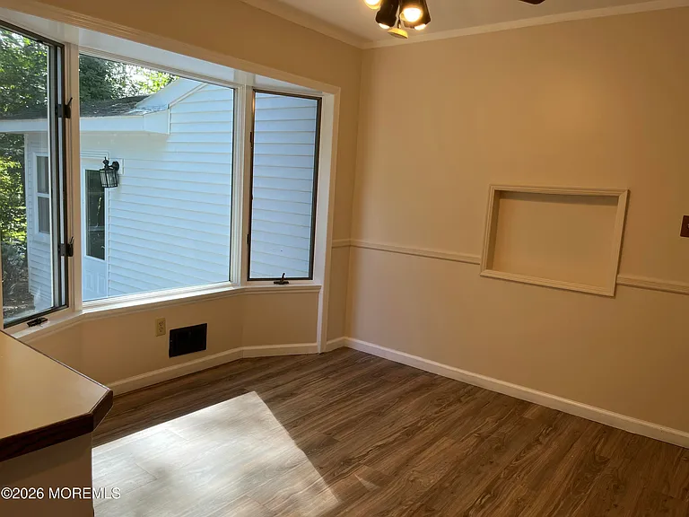 12 Galewood Dr — Photo 5