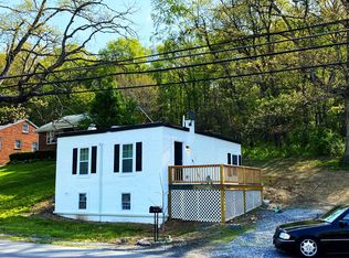 1607 Churchville Ave, Staunton, VA 24401