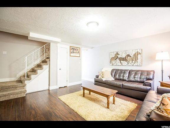 2nd image of 1476 W Lancelot Dr Unit D