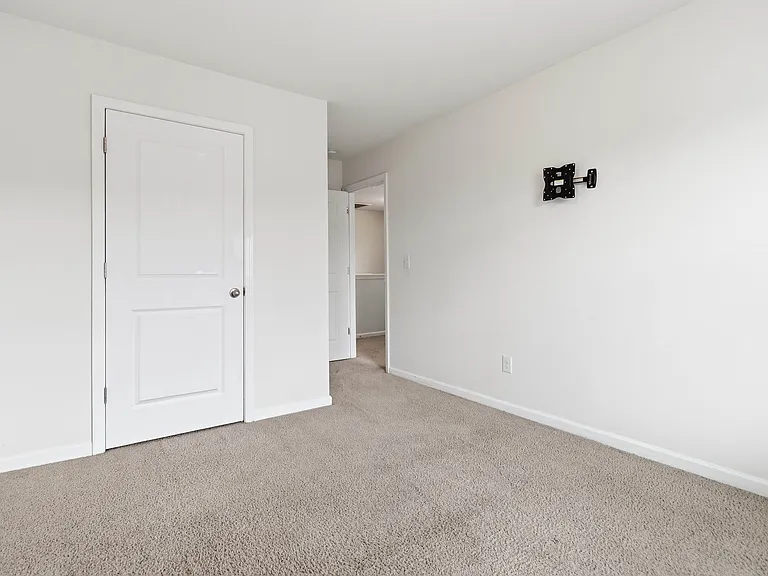 8705 Longnor St — Photo 25
