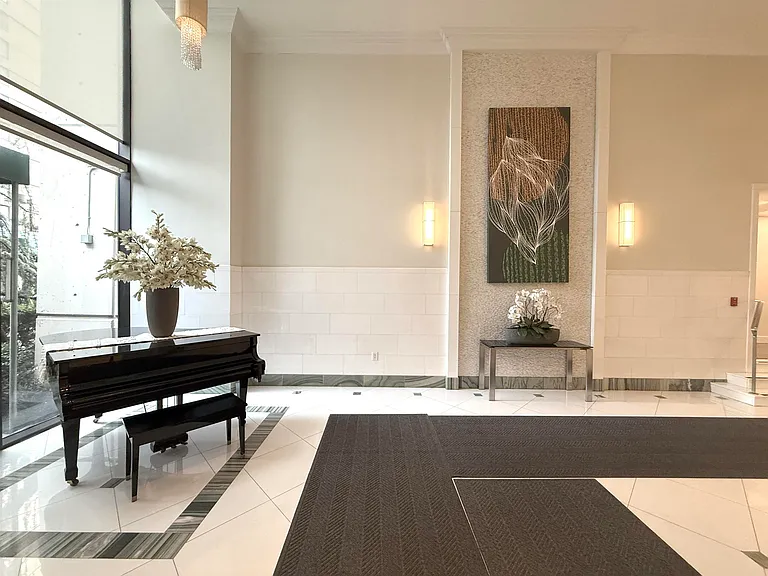 45 River Dr S #1906 — Photo 17