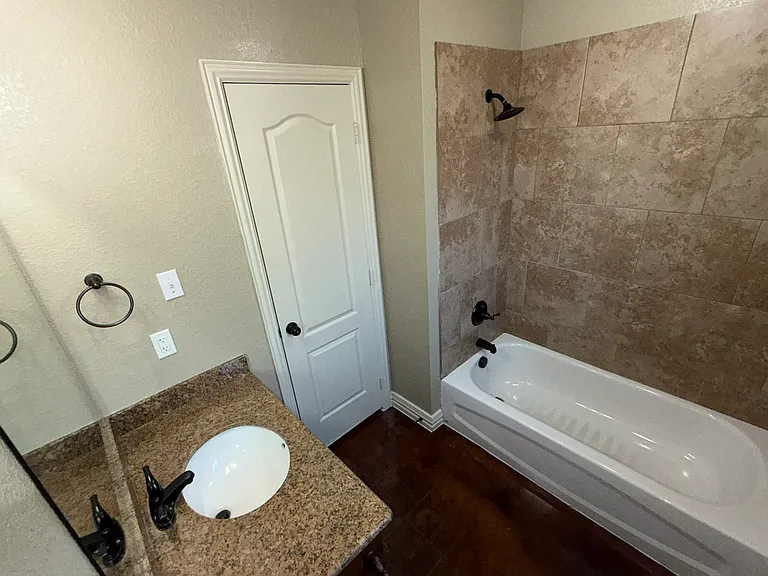 708 Ferrara Cir #A — Photo 10