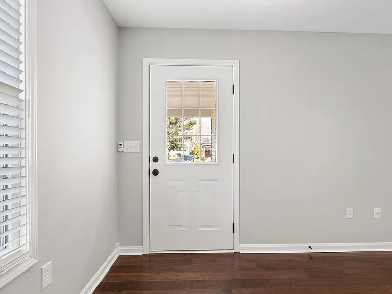 50 Lovall Ln — Photo 6
