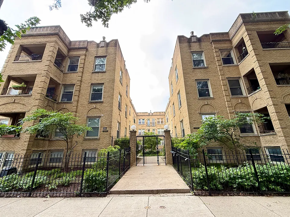 4716 N Bernard St #3W