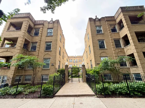 4716 N Bernard St APT 3W, Chicago, IL 60625