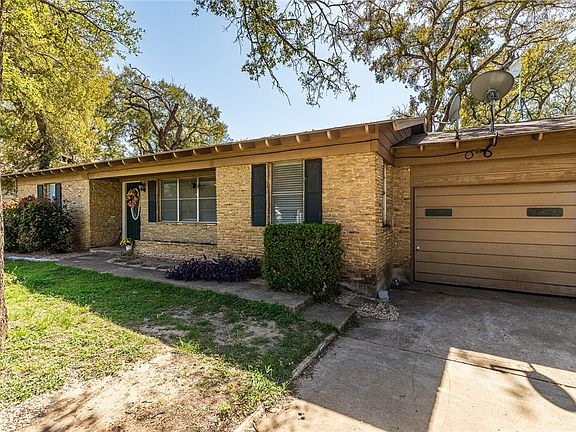 213 State School Rd, Gatesville, TX 76528 | MLS #218692 | Zillow