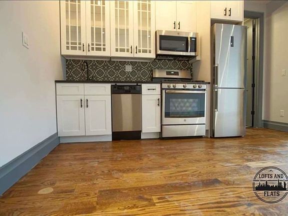 3rd image of 262 Sullivan Pl #4K