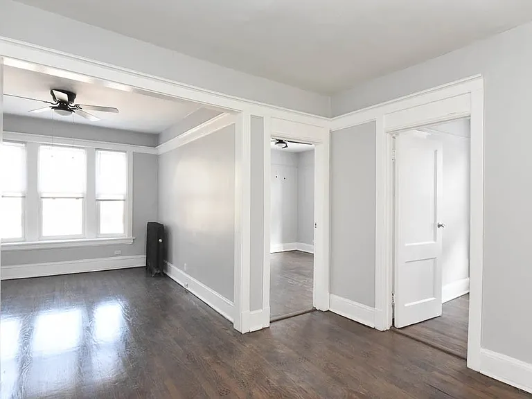 1251 W Rosemont Ave #4 — Photo 8