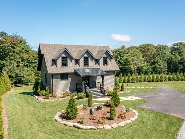 205 Redrock Trail, Glenville, NC 28736