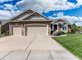 4033 N Lake Ridge Ct, Wichita, KS 67205