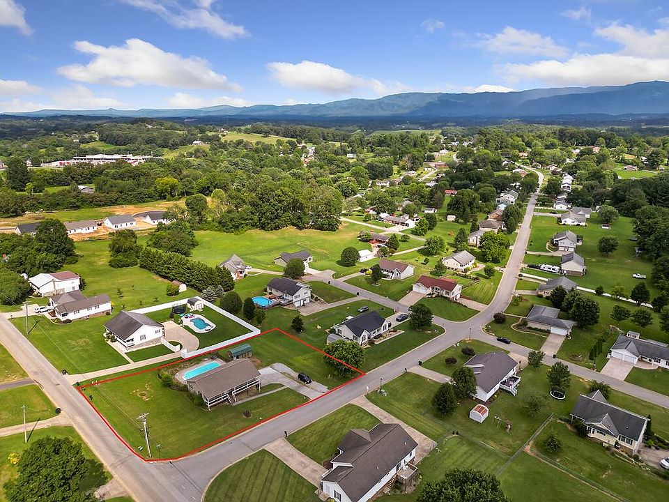 304 Reed Ave, Greeneville, TN 37743 Zillow