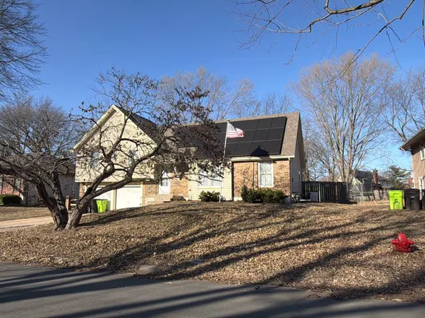 16721 Hardee St, Belton, MO 64012