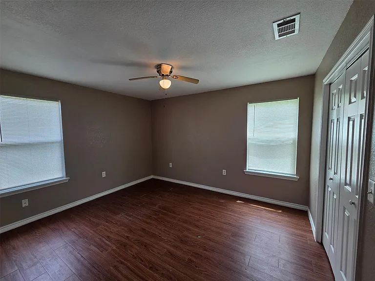 438 Spence Ln — Photo 22