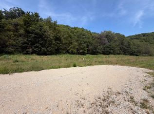 1832 Troendle Ln, Lansing, IA 52151