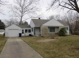 52226 Lily Rd, South Bend, IN 46637