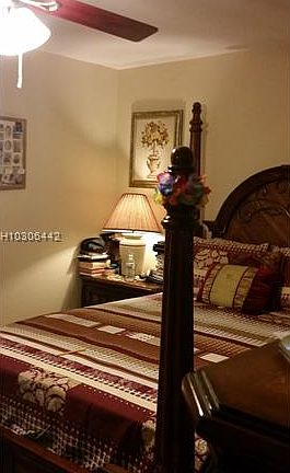2nd image of 52 NE 204th St APT 20