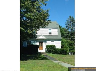 83 Fletcher St, Kennebunk, ME 04043