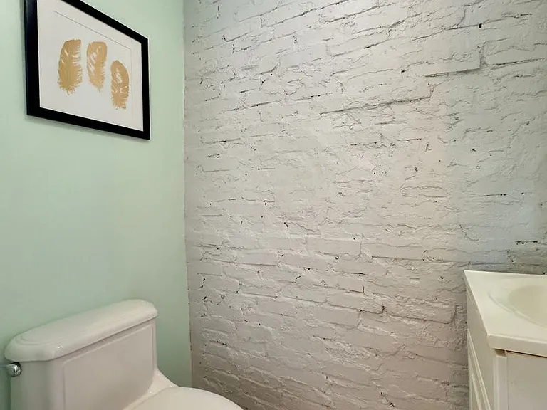 934 S East Ave — Photo 25
