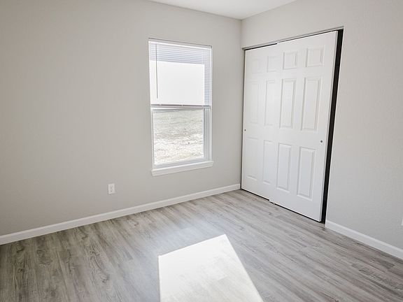 3rd image of 206 Hudson Dr #A