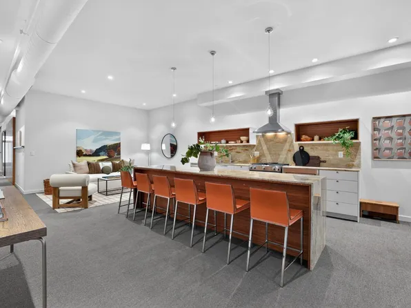 1813 Capitol Ave #250, Sacramento, CA 95811