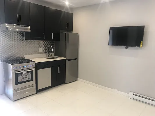 Rented by Your Vanity Realty | media 1