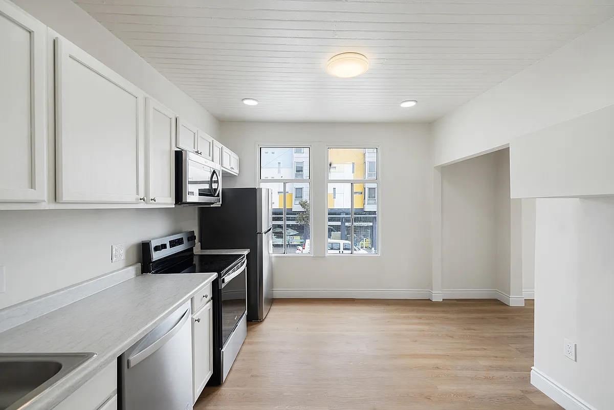 Building Photo - 1200A Howard St #1200A