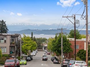 555 Walnut St APT 4, Edmonds, WA 98020