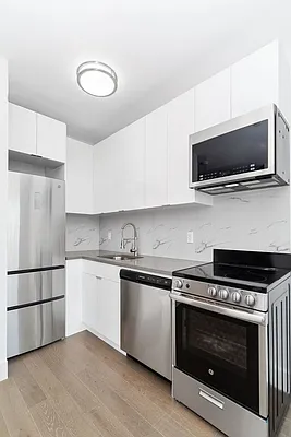 Rented by REAL New York | media 16