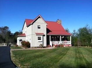 230 Street Dr, Johnson City, TN 37604