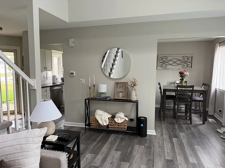 1487 S Pembroke Dr #1 — Photo 6