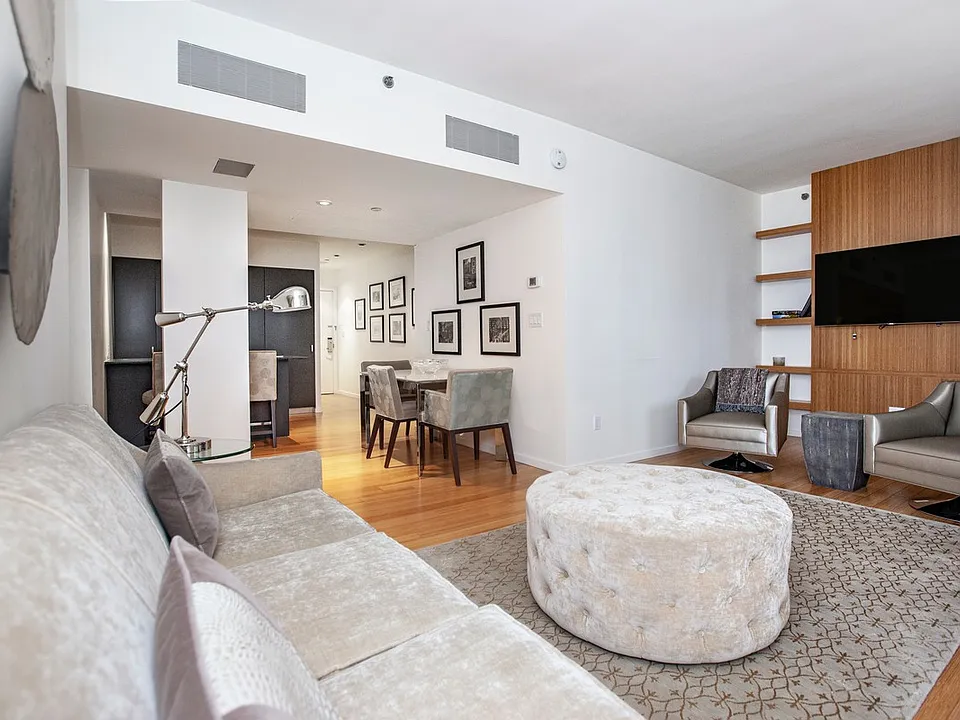 160 Central Park S #2209