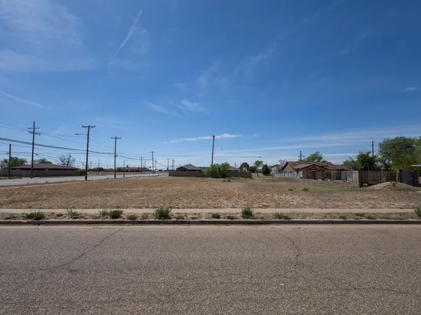 1520 E 14th St, Lubbock, TX 79403