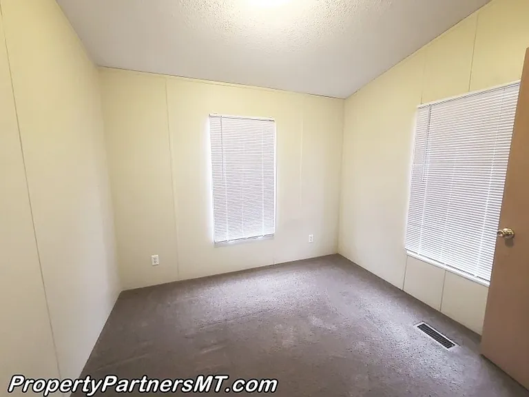 106 Sunlight Ave — Photo 7
