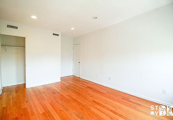 5th image of 440 Franklin Ave #2A