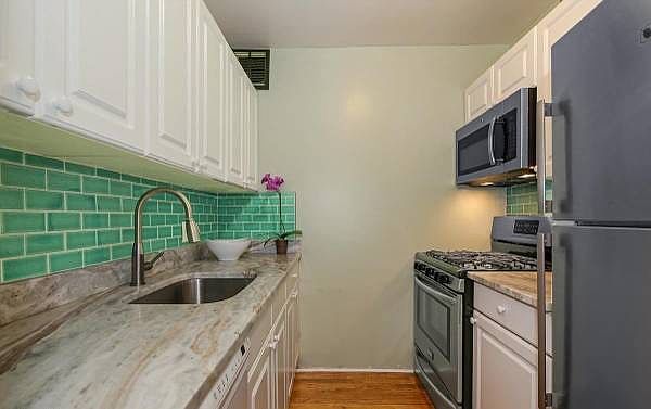 1st image of 56 Court St #4