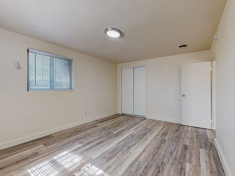 721 Santa Fe Ave SW — Photo 21
