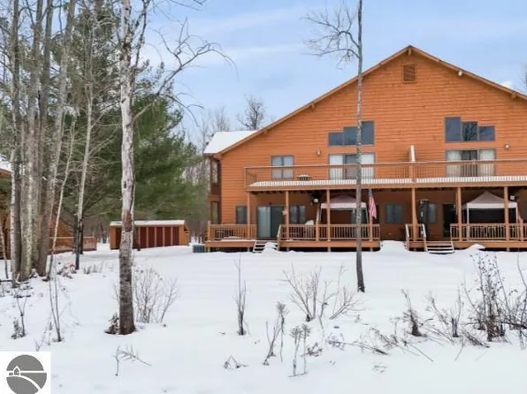 2050 W Schuss Mountain Rd #304, Bellaire, MI 49615