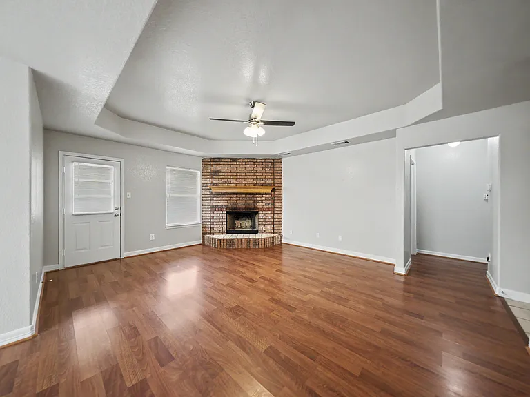 4802 Sapphire Dr — Photo 7