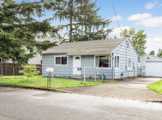 11740 SE Ash St, Portland, OR 97216