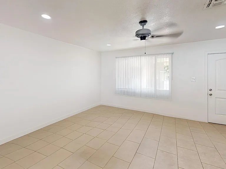 1408 E Orange St #3 — Photo 13