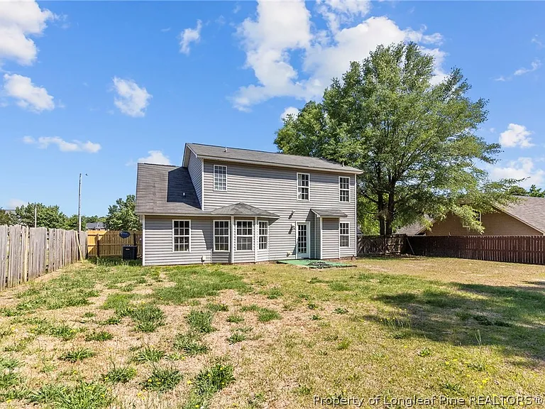 124 Hosta Dr — Photo 23