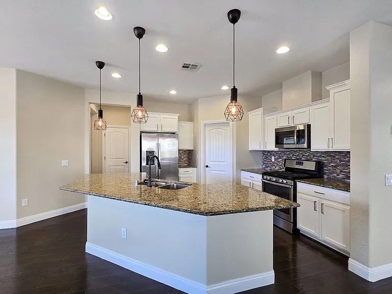 10667 Harvest Green Way — Photo 8